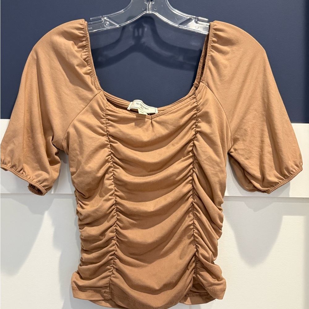No Comment NY LA Ruched Puff Sleeve Crop Top in Camel by Unknown Brand Size M